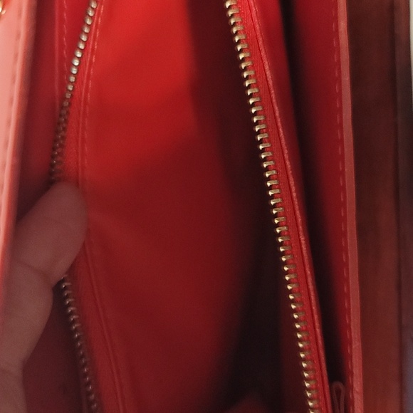 Authentic LV wallet - Picture 4 of 4
